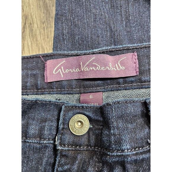 (3/$35) Gloria Vanderbilt Size 6 Pockets Amanda Cuffed Denim Blue Jean Capris - Picture 4 of 12